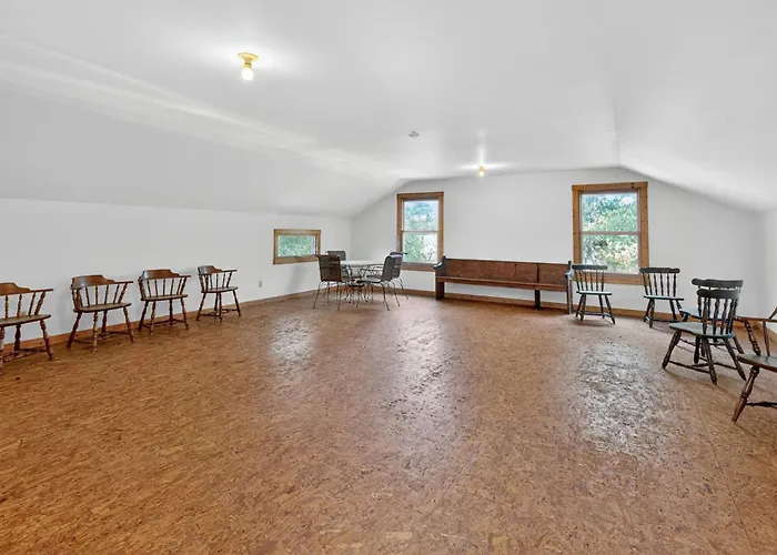 Ferienhaus Secluded Woodland Retreat Near Starved Rock Park