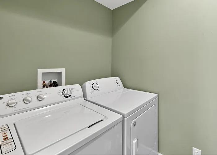 Secluded Woodland Retreat Near Starved Rock Park * Ottawa