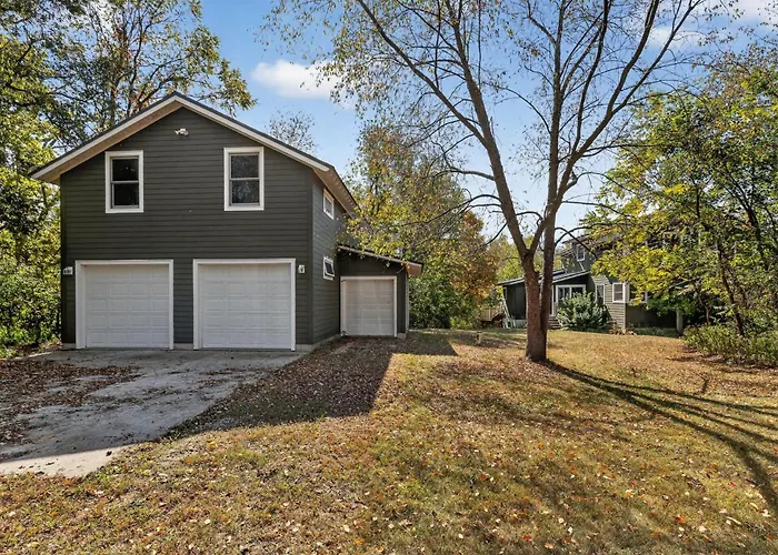 Ferienhaus Secluded Woodland Retreat Near Starved Rock Park *